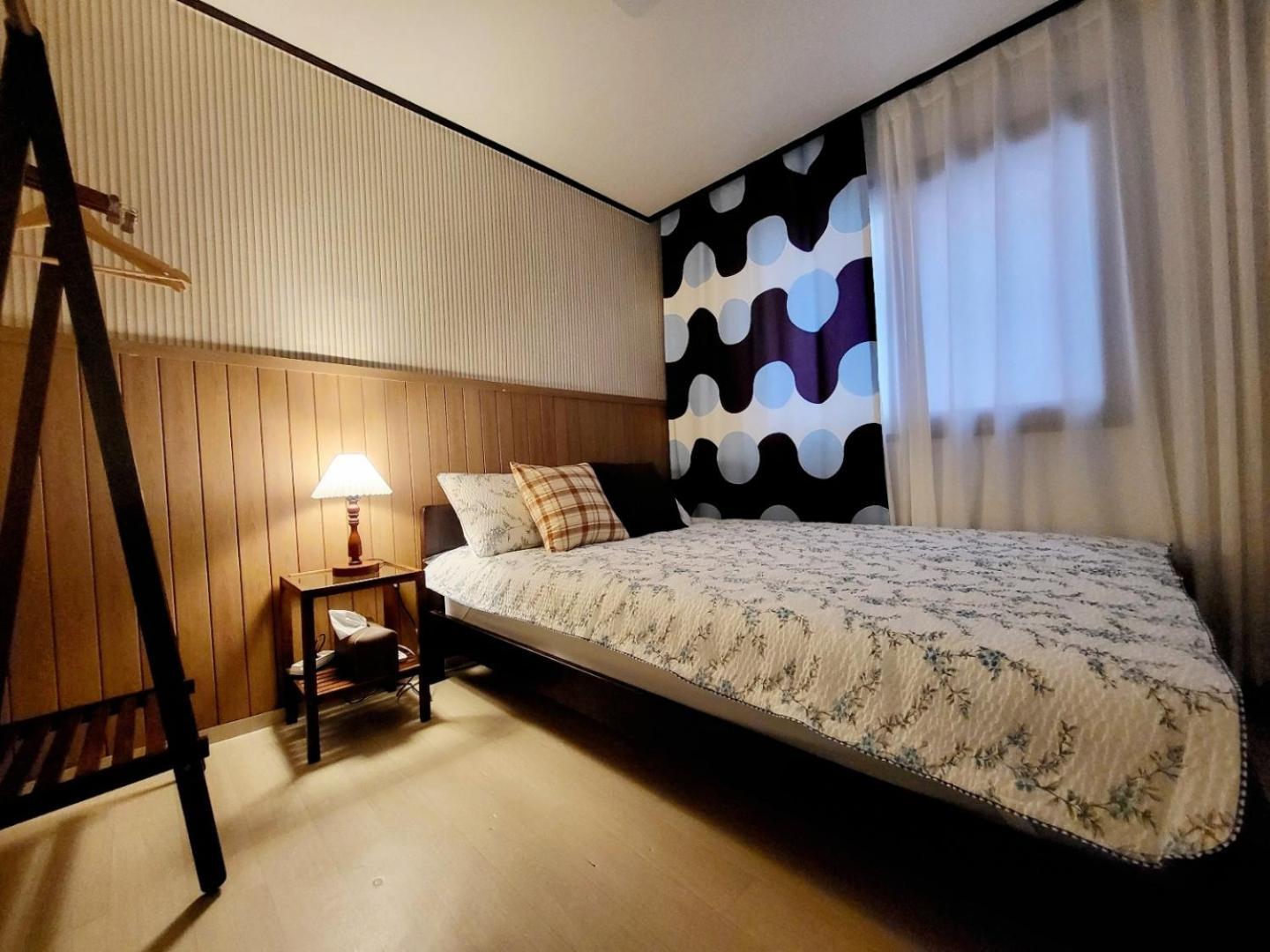 Park #hongdae Sinchon 10min #metro 3min #3beds