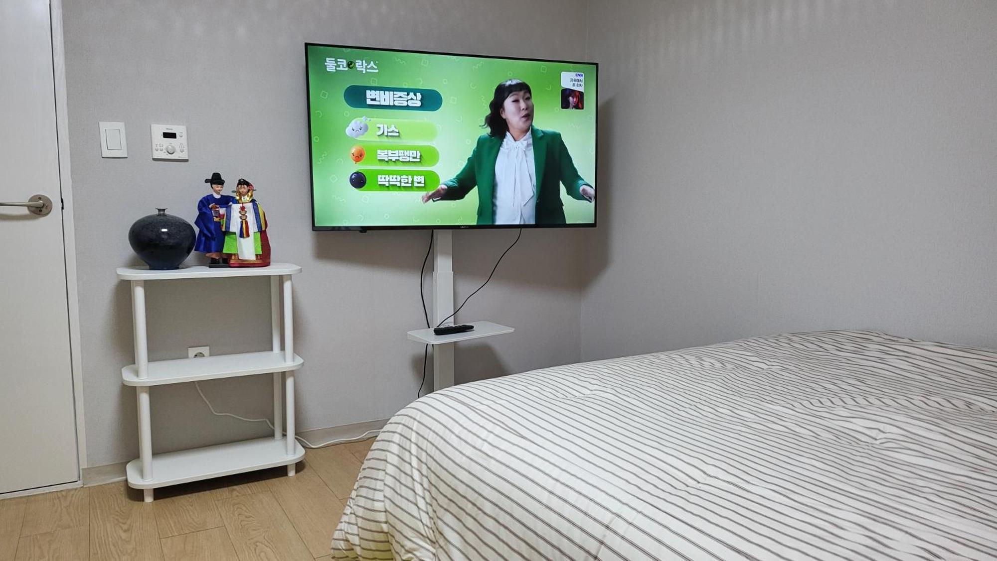 Park #hongdae Sinchon 10min #metro 3min #3beds *